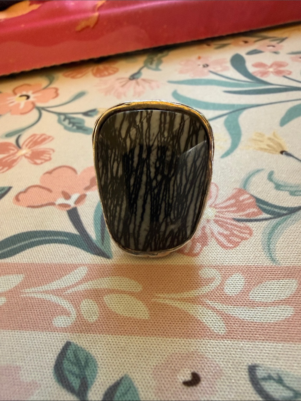 Silpada Black and White Veined Statement Ring
